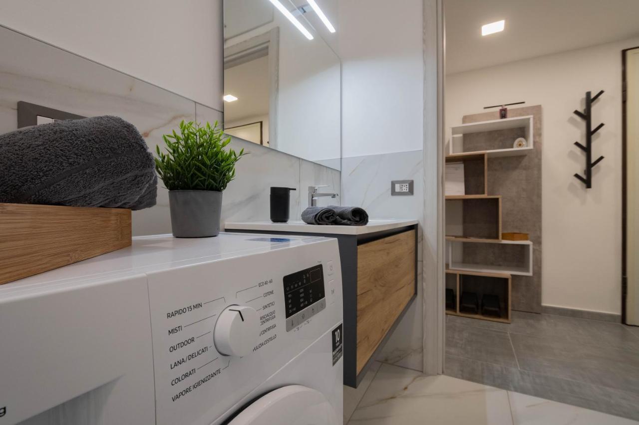 Apartment L&M, Rhomilanofiera Bollate Ngoại thất bức ảnh